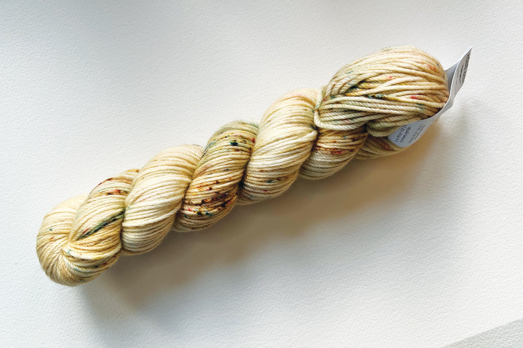 Yarn-Sunlight after sleepwalking YELLOW